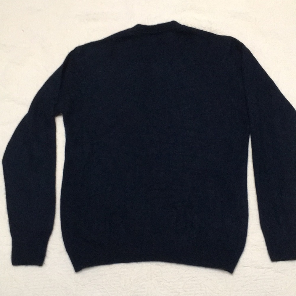 Sweater - Picture 3 of 3